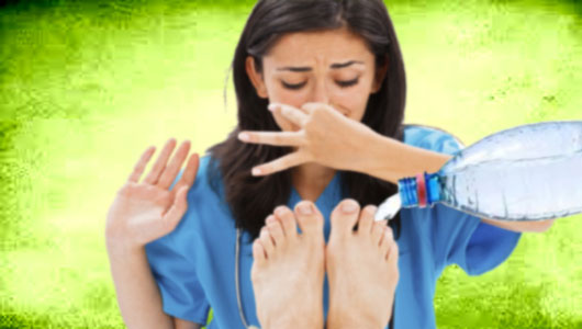 Home-remedies-for-stinky-feet-and-swollen-feet